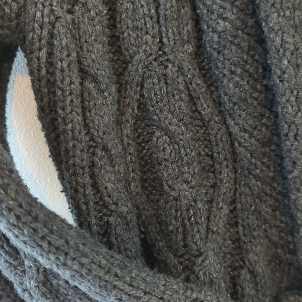 Long wrap sweater - Picture 5 of 11